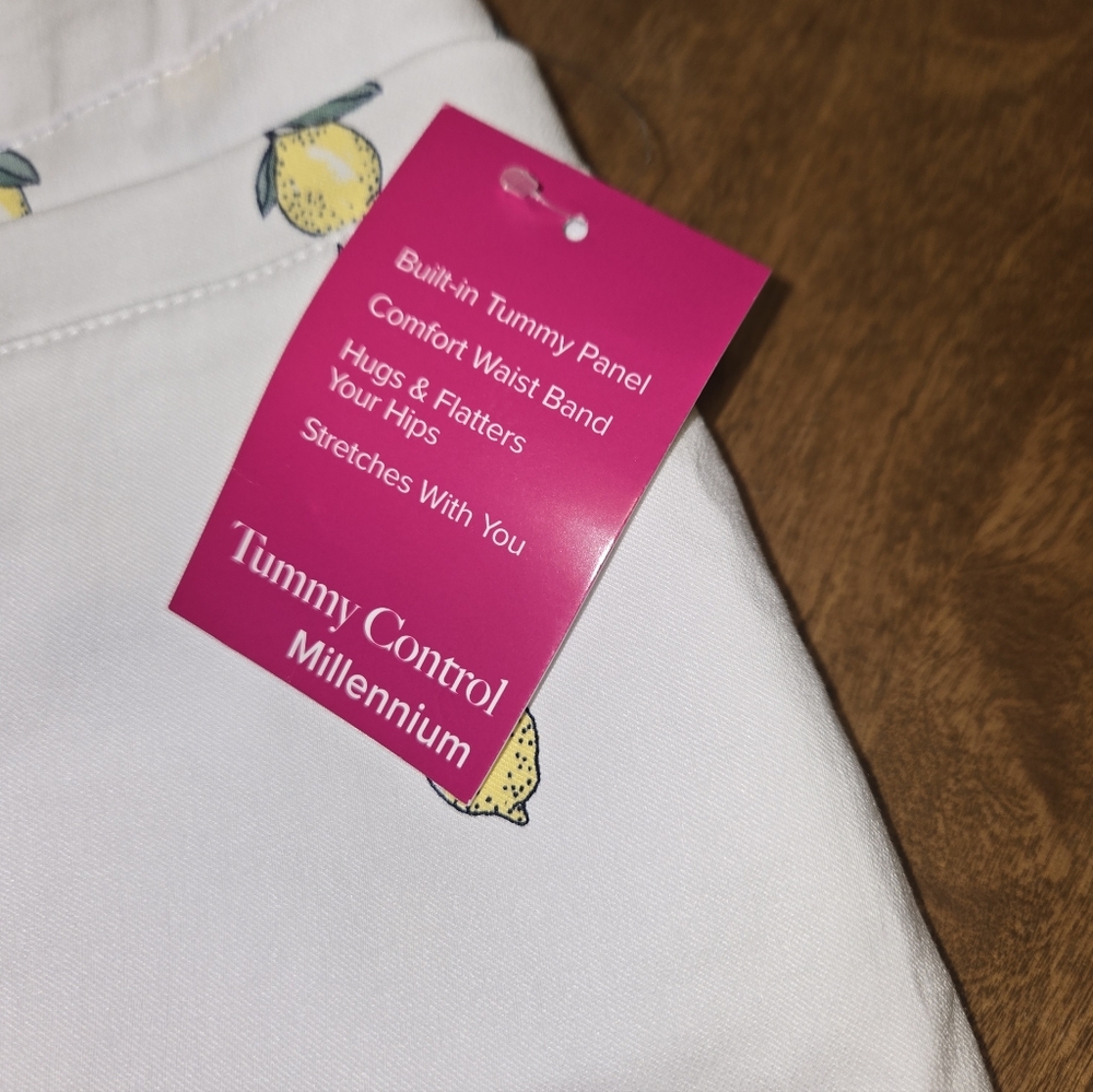 Kim Rogers White Skirt with Lemon Print - Picture 4 of 5